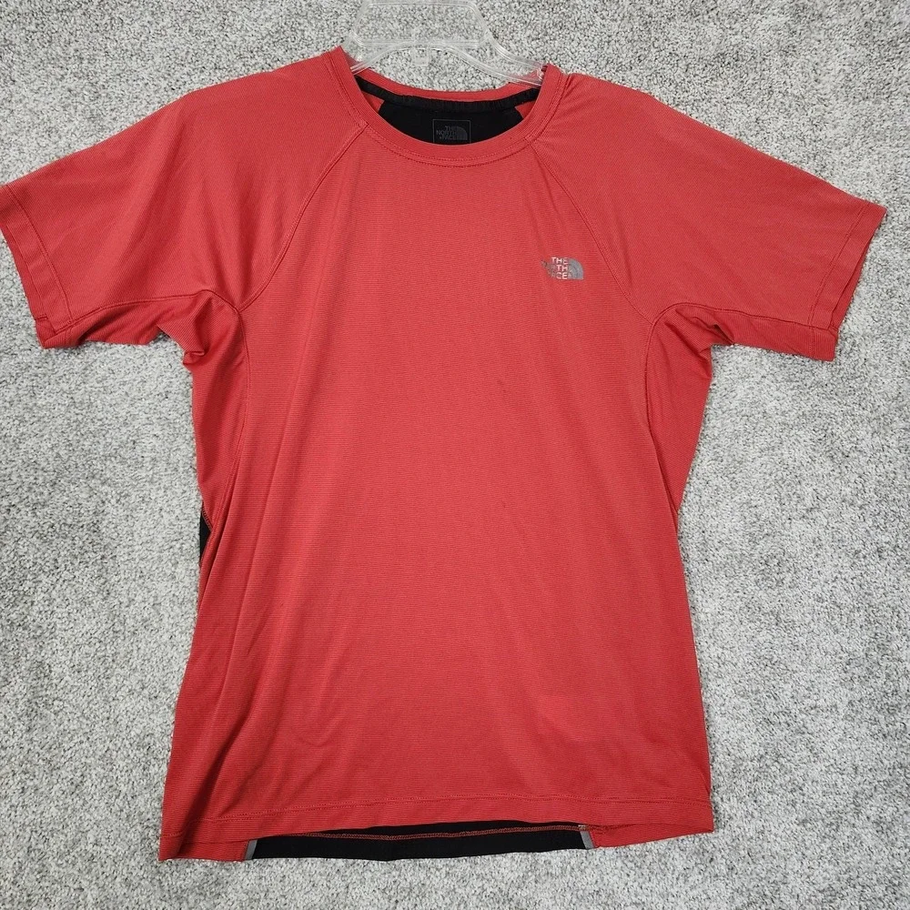The North Face Shirt Mens Small Red FlashDry Short Sleeve Running Athletic Top